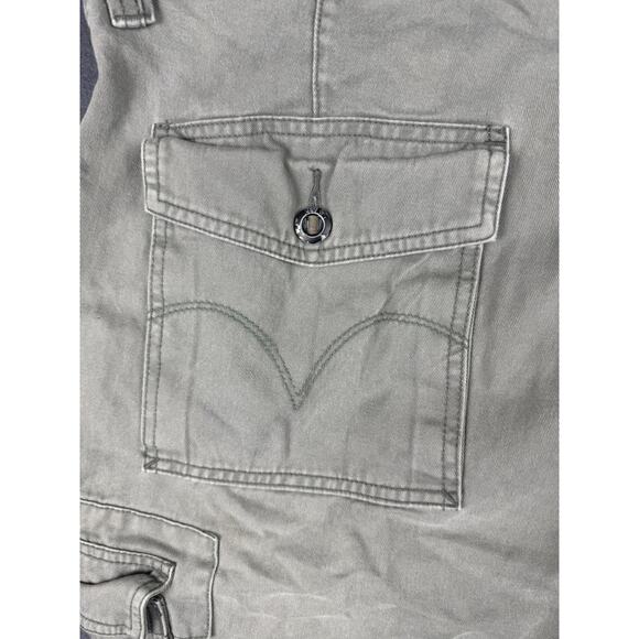 Vintage Levi's Cargo Shorts Mens 36 Olive Green Y2K Distressed Hiking Outdoors - Picture 8 of 9